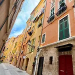 Le Rue Longue