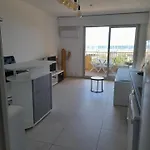 Studio Vue Mer Port De Hyeres