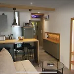 Studio Avec Mezzanine