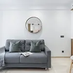 Smolett - Superb Studio Suite Downtown W Ac