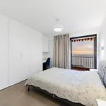 Sea-View Sunrise Condo Close Beaches And Monaco