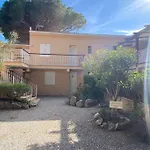 Joli Appartement Avec Jardin