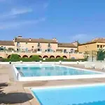 Confortable T2, Parking Prive Dans Residence Securisee