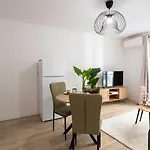 #58 Logement Clim & Balcon 5Mins Marche De La Mer