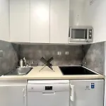 Appartement Port De Hyeres 4 Personnes