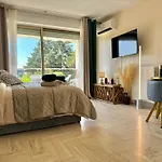 My Resid Appart Cannes Marina Vue Piscine