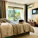 My Resid Appart Cannes Marina Vue Piscine