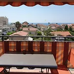 Appartement 2 Pieces Face A La Mer