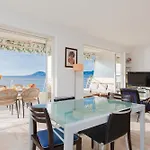Mer Du Sud 4 Yourhosthelper