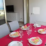 Villeneuve-Loubet : Appartement Climatise, 2 Pieces, 4 Couchages, Parking En Option - Fr-1-252A-31