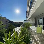3 Pieces Avec Grande Terrasse