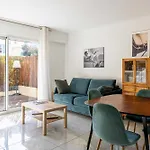 Charming Apartment In Residential Neighbourhood