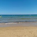 Cavalaire Sur Mer Appartement T3-160 M Plage - 800 M Centre-Ville. Park