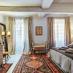 Authentic Charming Studio In The Heart Of Cannes