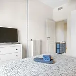 Nice & Cosy - Central Apartment