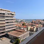 A077 Appartement Agreable Avec Vue Mer Et Palais Des Festivals