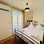 Appartement Proche Monaco , 600M De La Plage