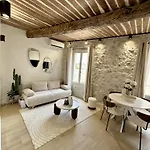 New Charming Apartment Old Town
