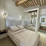New Charming Apartment Old Town