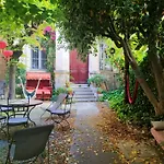 La Maioun Guesthouse