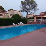 Family House 4 Bedrooms - With Garden
