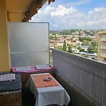 Charmant Studio Meuble A Louer Proche Mer Et Plage