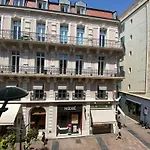 Cannes- Banane- Rue D'Antibes - Studio + Mezzanine Renove