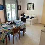 Rez-De-Jardin Villa - Proche Plages & Port