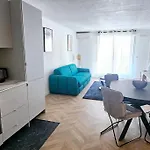 L'Elegant 3P, 2Ch, 2Sdb, Clim, Wifi Gratuit, Parking Prive