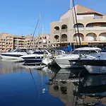 Studio Proche Port Et Plages, Au Calme
