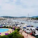 Petit Cocon Magnifique Vue Sur Marina Dans Le Golfe De Saint Tropez
