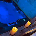 Love Room Cassis