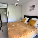 Elegant Apartment Close To Croisette And Palais De Festival With Garage