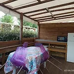 Vacances Familiales Dans Camping Avec Piscine