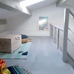 Nice Apartment With Pool - Near The Beach