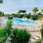 Cap Esterel Le Jardin Cote Mer , Spa Thalgo Climatisation ,Parking ,Parc Aquatique Piscines,
