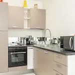Beautiful Two Bedroom Apartment Near Croisette