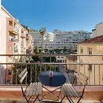Le Magellan
