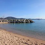 Marines De Cogolin, Studio Neuf Face A La Plage, Climatisation, Wifi, Terrasse, Proche St Tropez