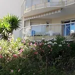 Bel Appartement 2 Pieces Climatise Proche Plage