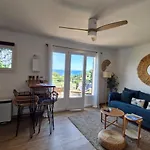 Beau T2 Avec Terrasse Vue Mer