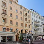 L52 2Bdr Massena Central, 2 Min From The Beach Ac