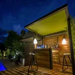 Au Calme, Piscine Et Spa Prives