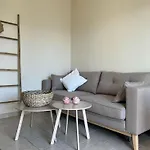Welcoming Holiday Home In Hyeres