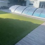 Bas De Villa Avec Piscine Et Jardin