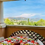 La Mediterranee Comme Vous L'Aviez Revee