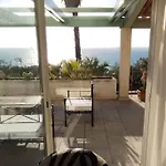 Confortable Villa En Bord De Mer Avec Piscine
