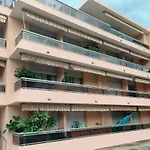 Dolce-Vita Appart 3 Etoiles, Climatise , 50M De La Mer Et Aux Portes De Menton ,Parking Gratuit