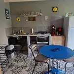 Gite L'Atelier Studio Pp En Perigord Noir Piscine