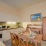 Villa Azzurra Front Beach - Happy Rentals